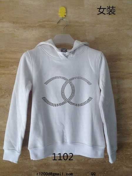 Pull CHANEL Femme Pas Cher .